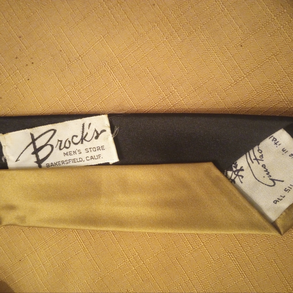 Splendid Black and Gold Men's Tie